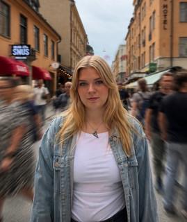 J