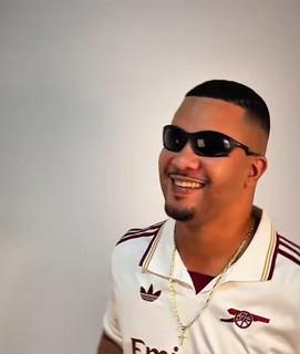 MR