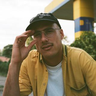 EL