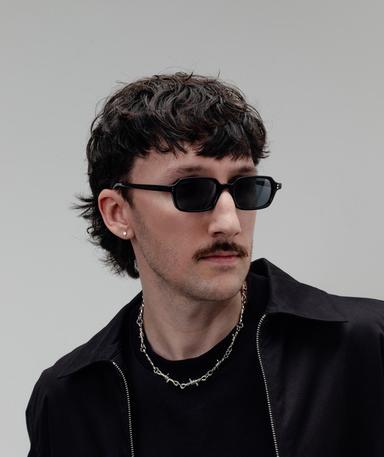 B