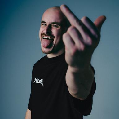 RØ