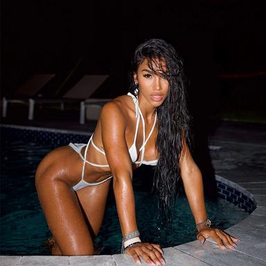 VS